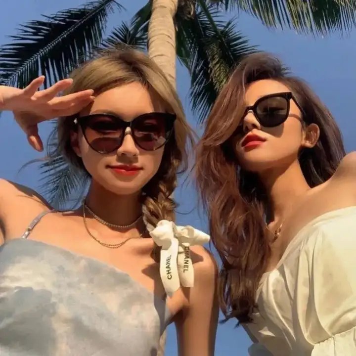来自火星的恶魔女孩